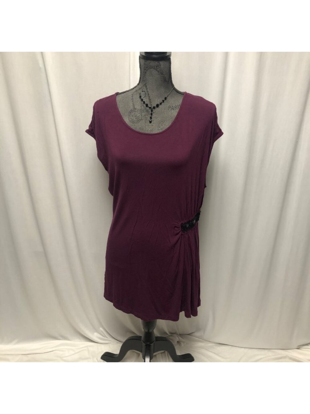 Daisy Fuentes Tunic Womens Size XL Purple Gathered Side Cap Sleeves Top